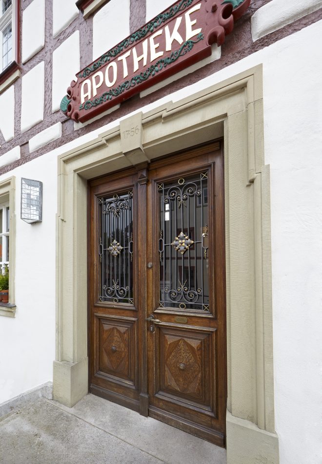 Historische Tür, Apotheke Laug, Markt Einersheim